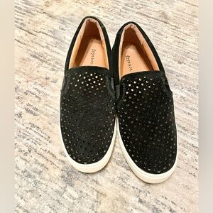 Frye and Co Peggy Perforated Black Suede Slip On Loafers Flats Women’s 8M- EUC